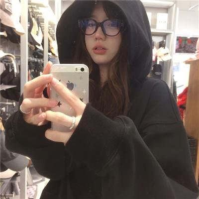 我母亲的婚礼海报